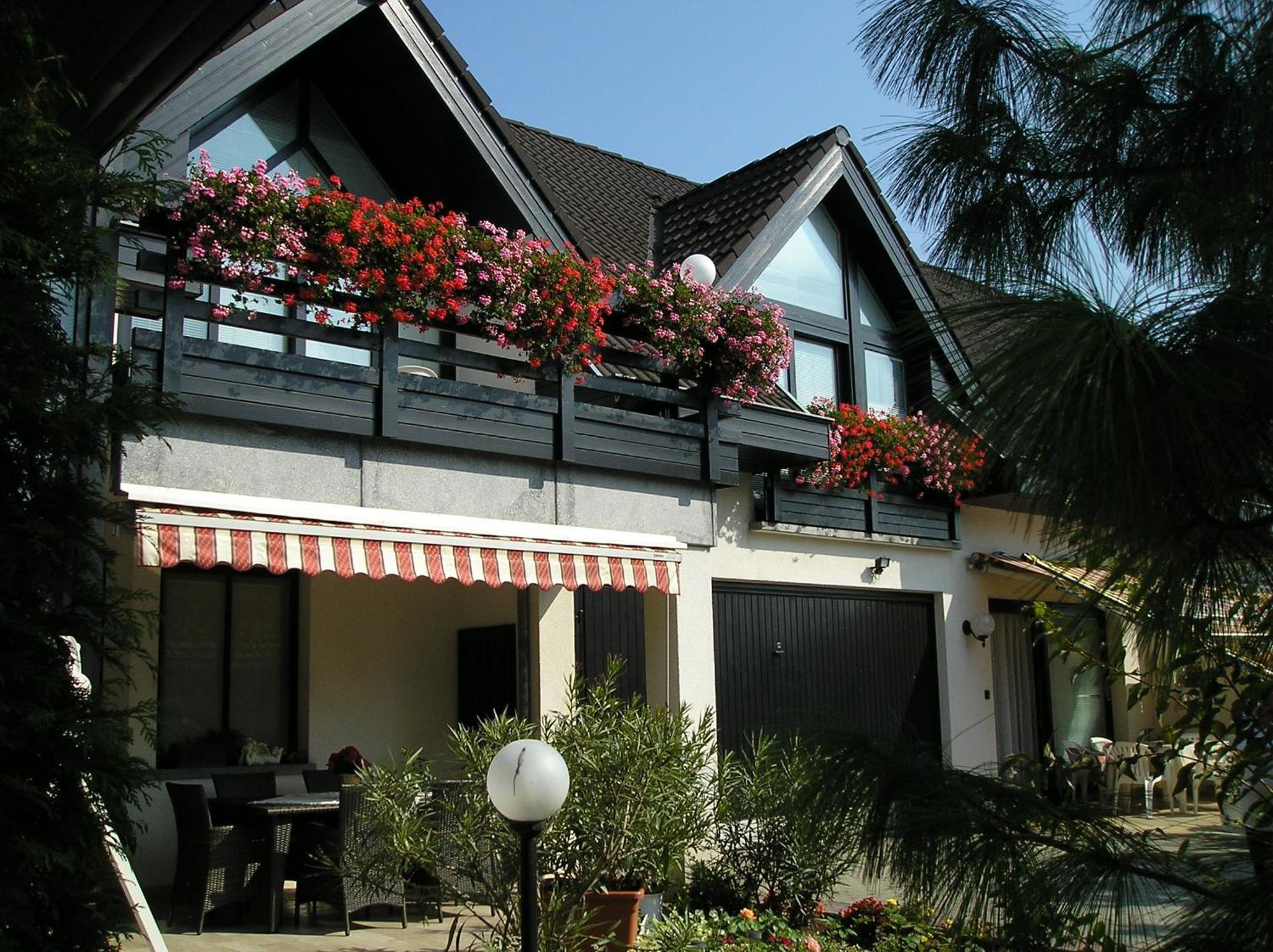Haus Sonnenhof Hotel Siofok Exterior photo